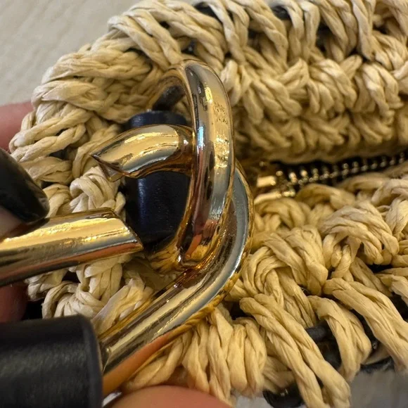 Nearly new! Vineyard Vines Navy Gingham 2 Way Bag - Picture 6 of 15